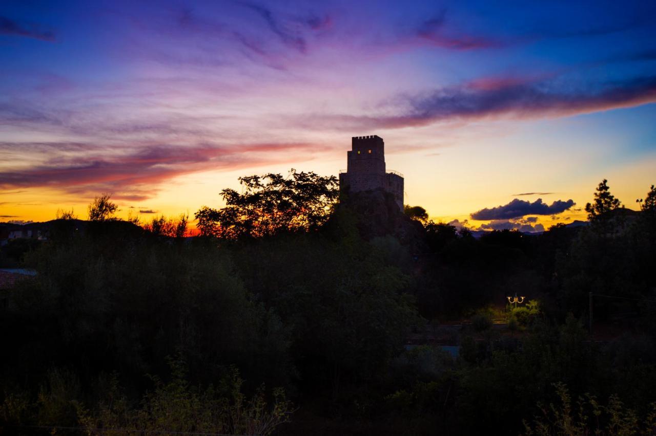 Castello Malicas Hotel Galtellì Buitenkant foto