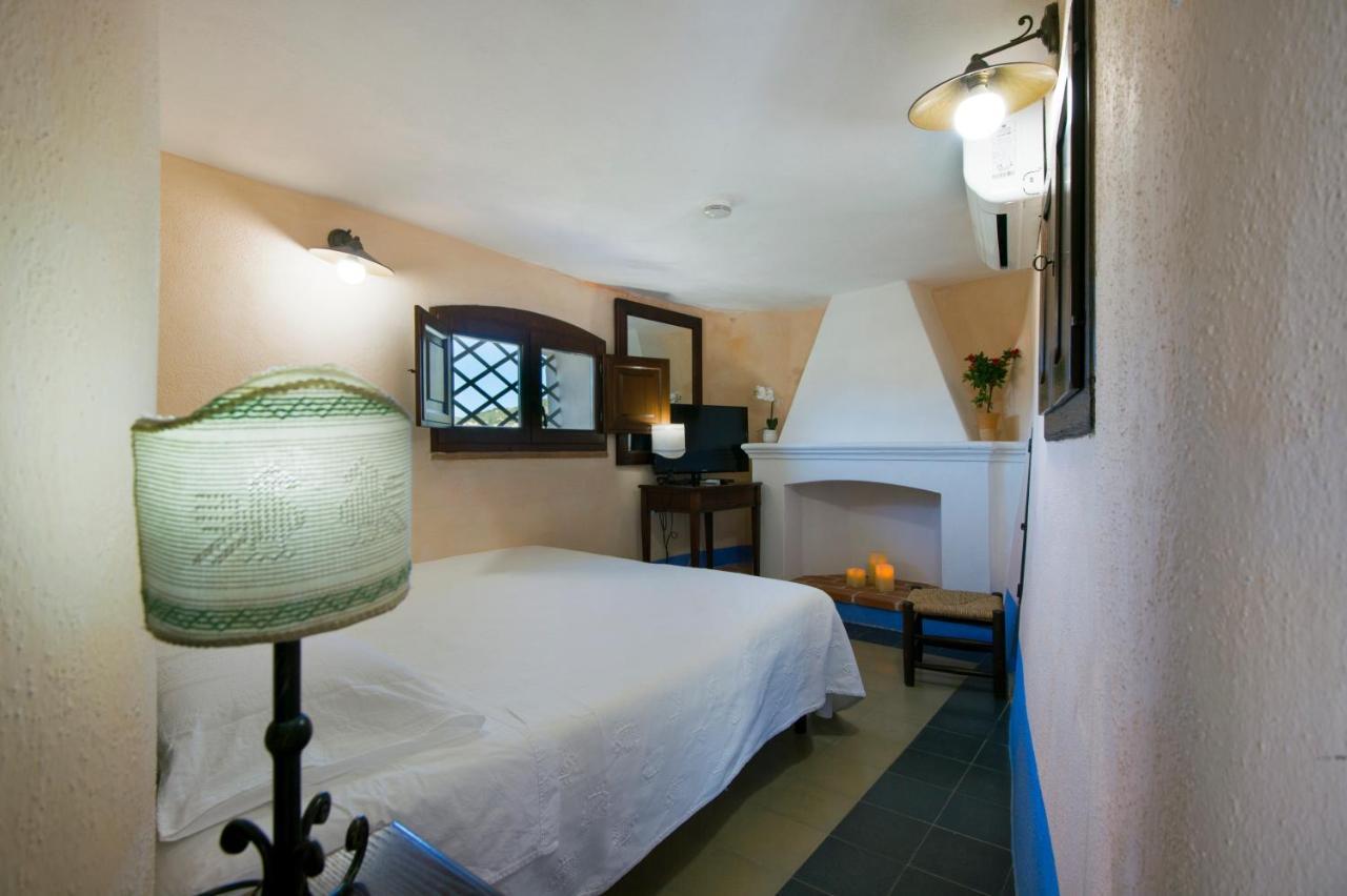 Castello Malicas Hotel Galtellì Buitenkant foto